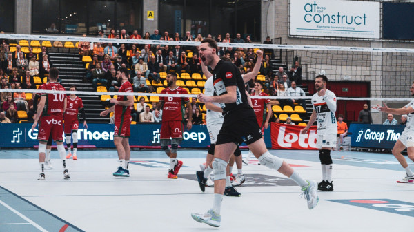         Coach Christophe Achten wil tiende opeenvolgende zege pakken
    