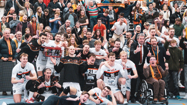         Lindemans Aalst steviger op tweede plaats na knappe 3-1 winst tegen Maaseik
    